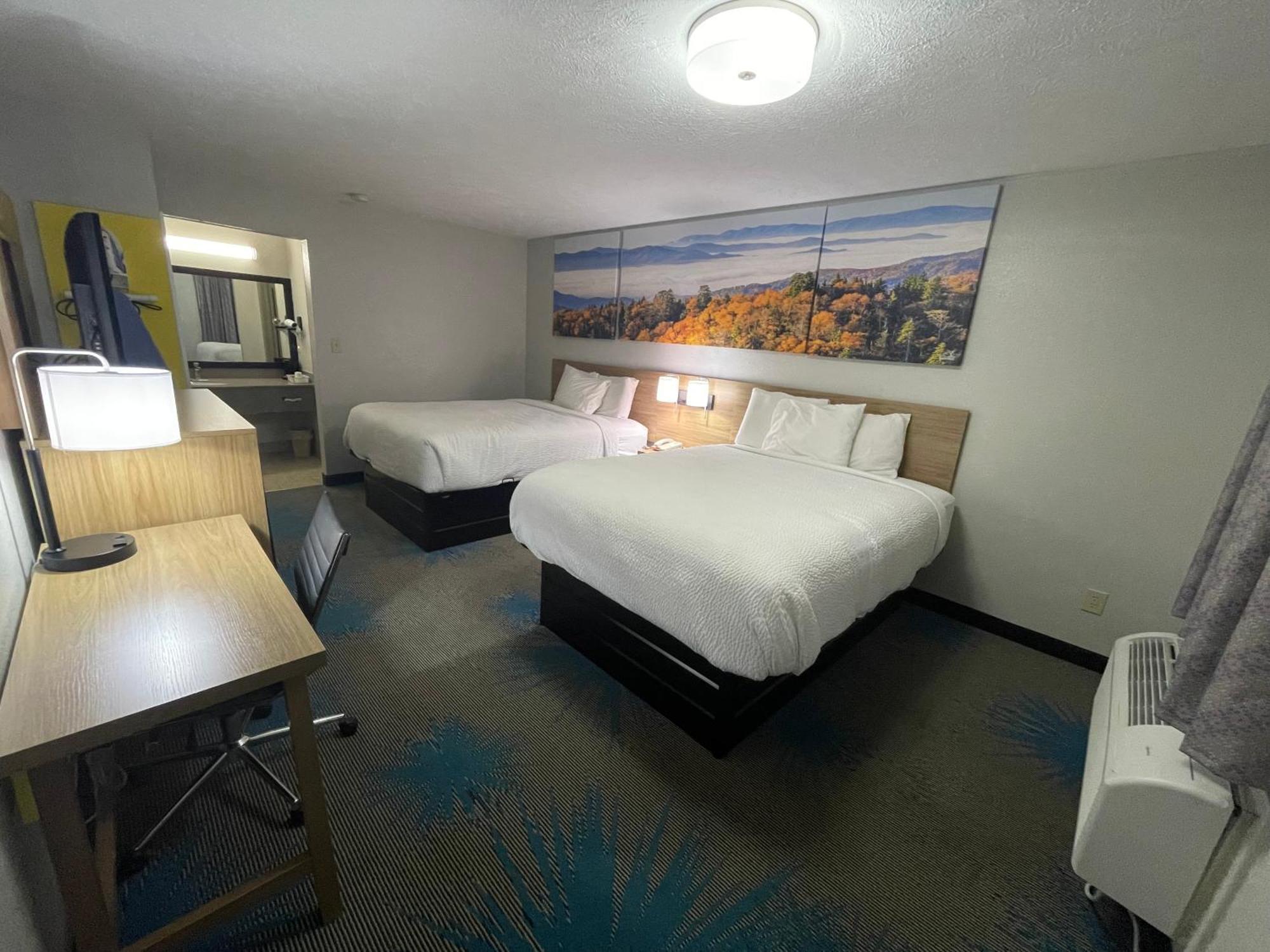 Days Inn By Wyndham Savannah Exterior foto